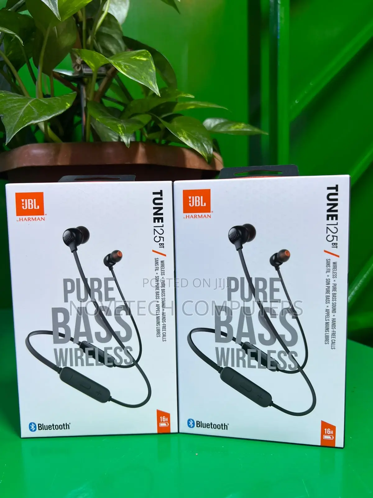 JBL Tune 125bt Wireless in-Ear Headphones Bluetooth