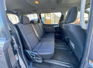 Toyota Voxy 2018 Gray