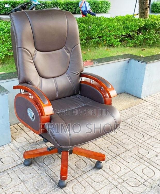 Office Chair; Commanding Aesthetic Leader Office Chair - thumbnail 3