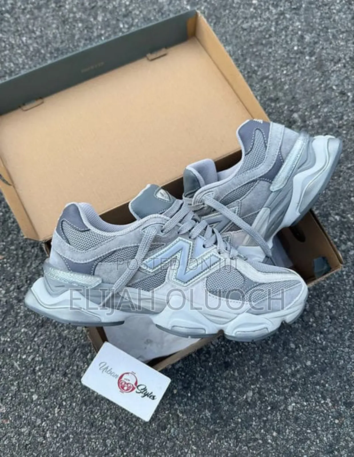 New Balance 9060 Light Grey
Size 38_________45