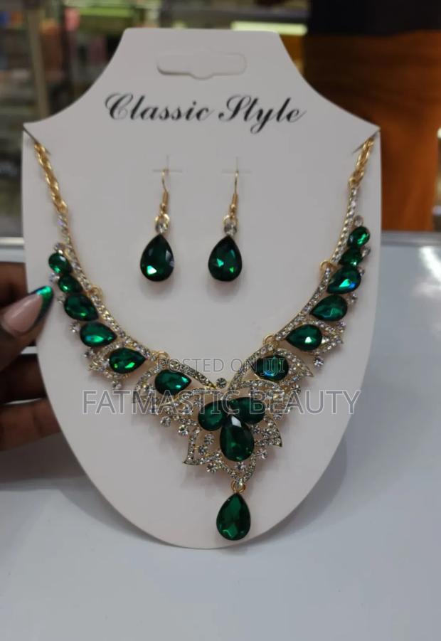 Green Jewellery Set - thumbnail 3