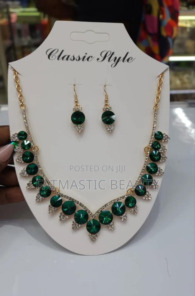 Green Jewellery Set - thumbnail 4