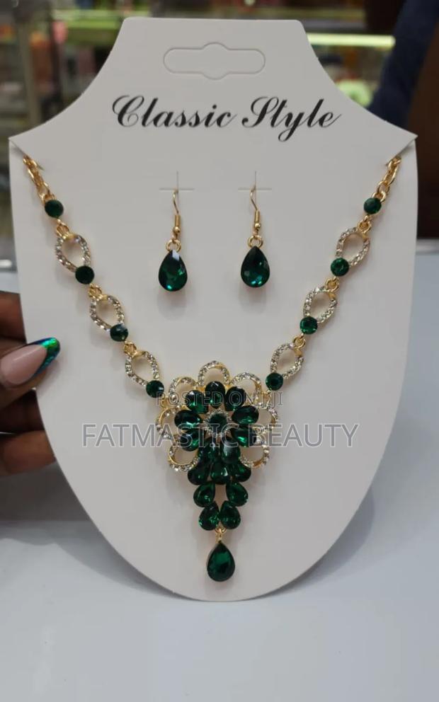 Green Jewellery Set - thumbnail 5