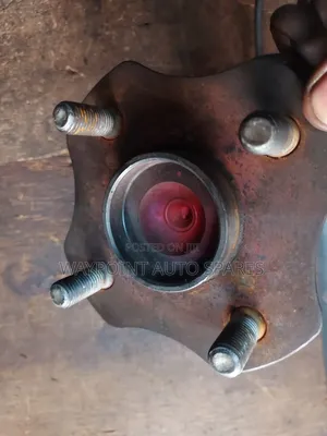 Rear Hub Toyota Vitz/ Platz/Runx/Allex
