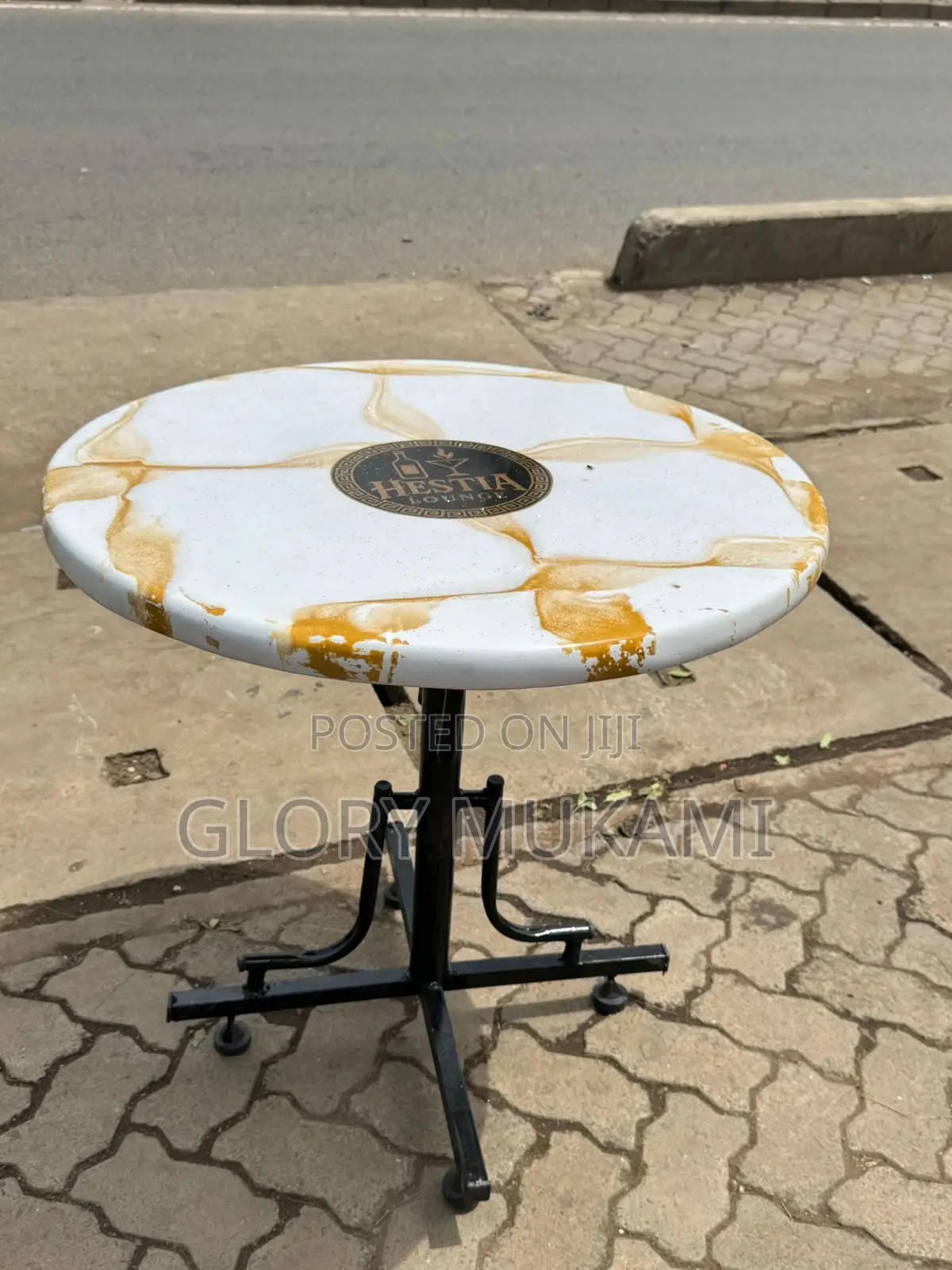 Round Marble Restaurant Table