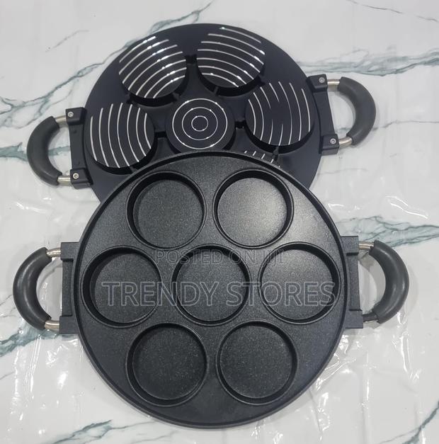 7 Slot Pancake Die Cast Pan - main view