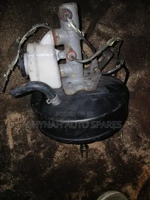 Hilux Yn55 Brake Booster and Brake Master Cylinder Complete