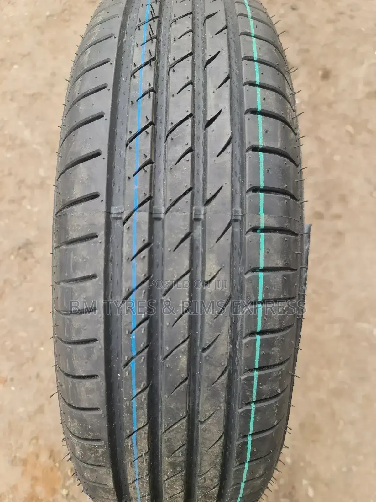 175 /70 R13 Maxtrek Tyres.