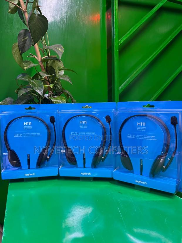 Logitech H111 Wired Stereo Headset With Noise-Cancelling - main view