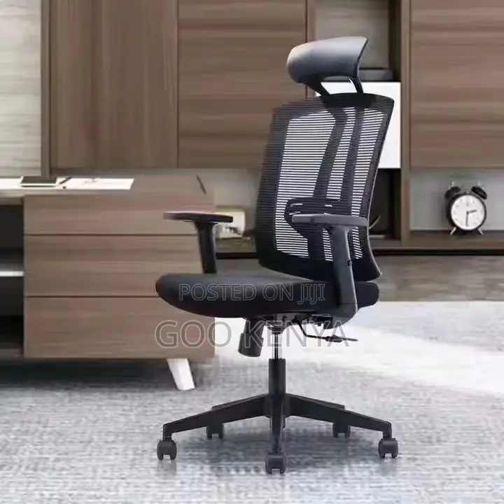 Office Char ; Orgonomic High Back Office Chair
