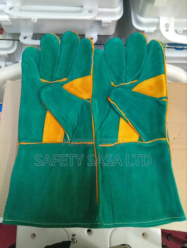 Leather Gloves . - main view