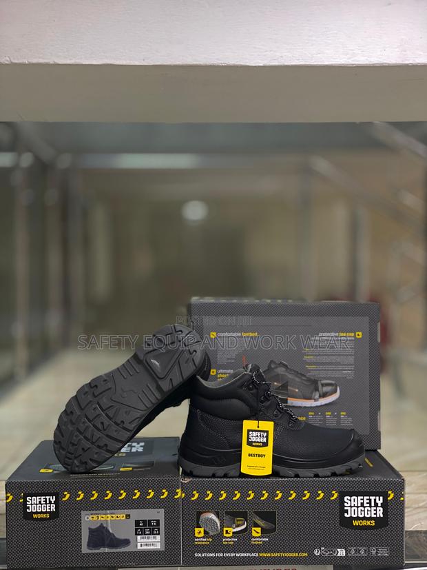 Best Boy Built To Handle Kenyan Worksites. - main view