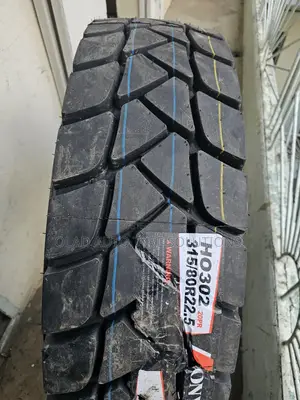 315 80r22.5 Onxy Tyres (Diff)