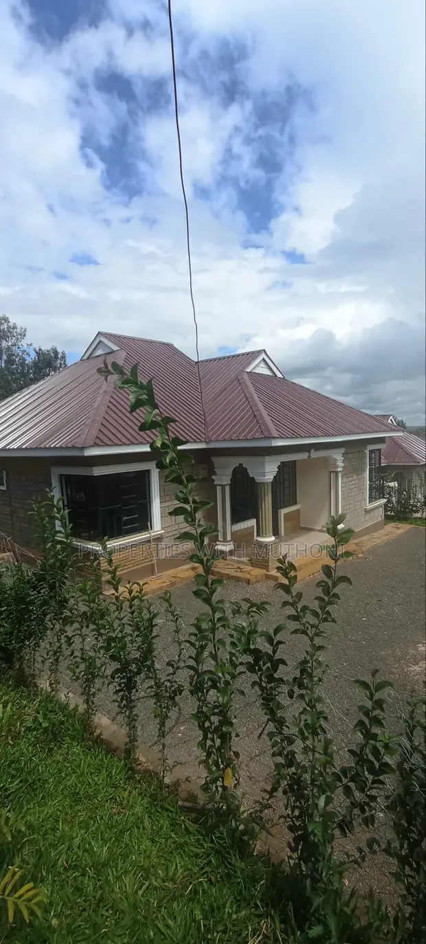 3bdrm Bungalow in Kiserian for sale