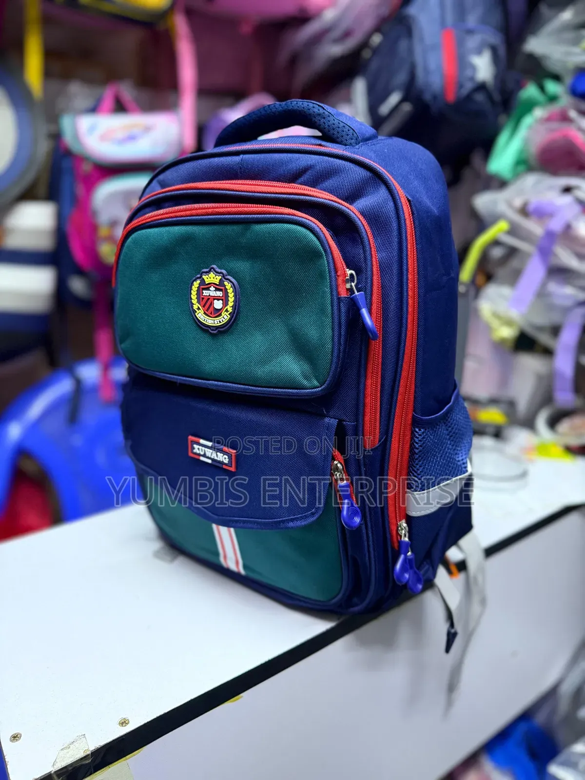 Quality School Bags Available for Grade 1,2,3,4