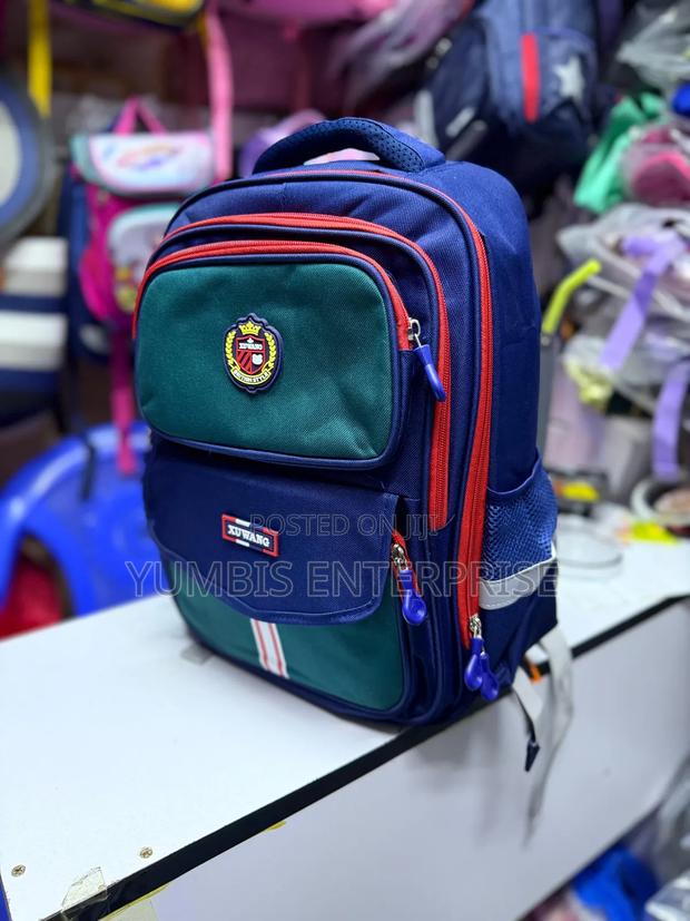 Quality School Bags Available for Grade 1,2,3,4