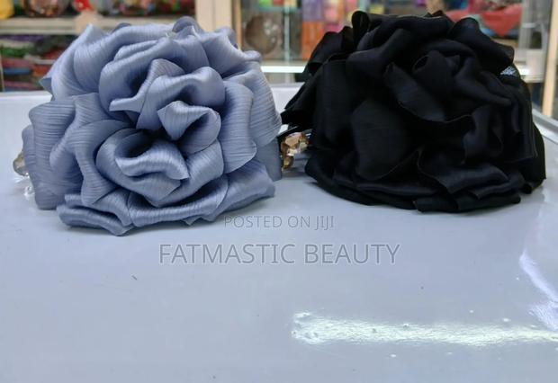 Stylish Hair Claw / Clips - thumbnail 3