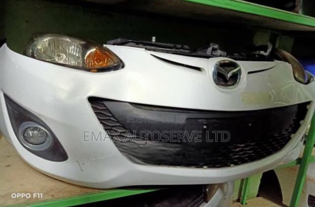 Mazda Demio 2012/2013 Nosecut