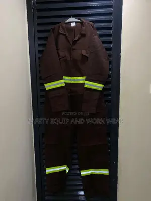 Reflective Overall For Night Shift Workers.