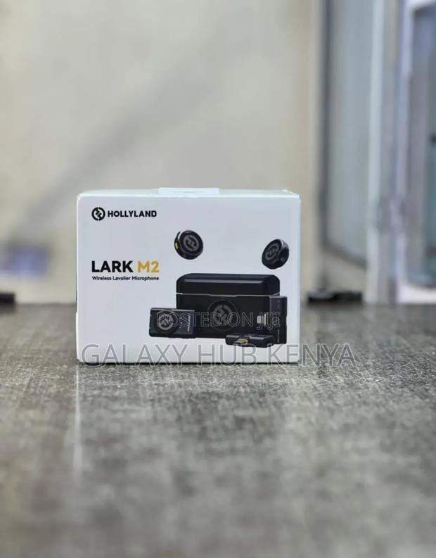 Hollyland Lark M2 Duo 2-Person Wireless Camera-Mount Mic - main view