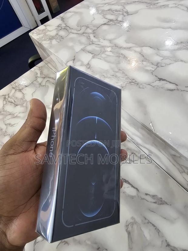 New Apple iPhone 12 Pro 256 GB Blue - thumbnail 3