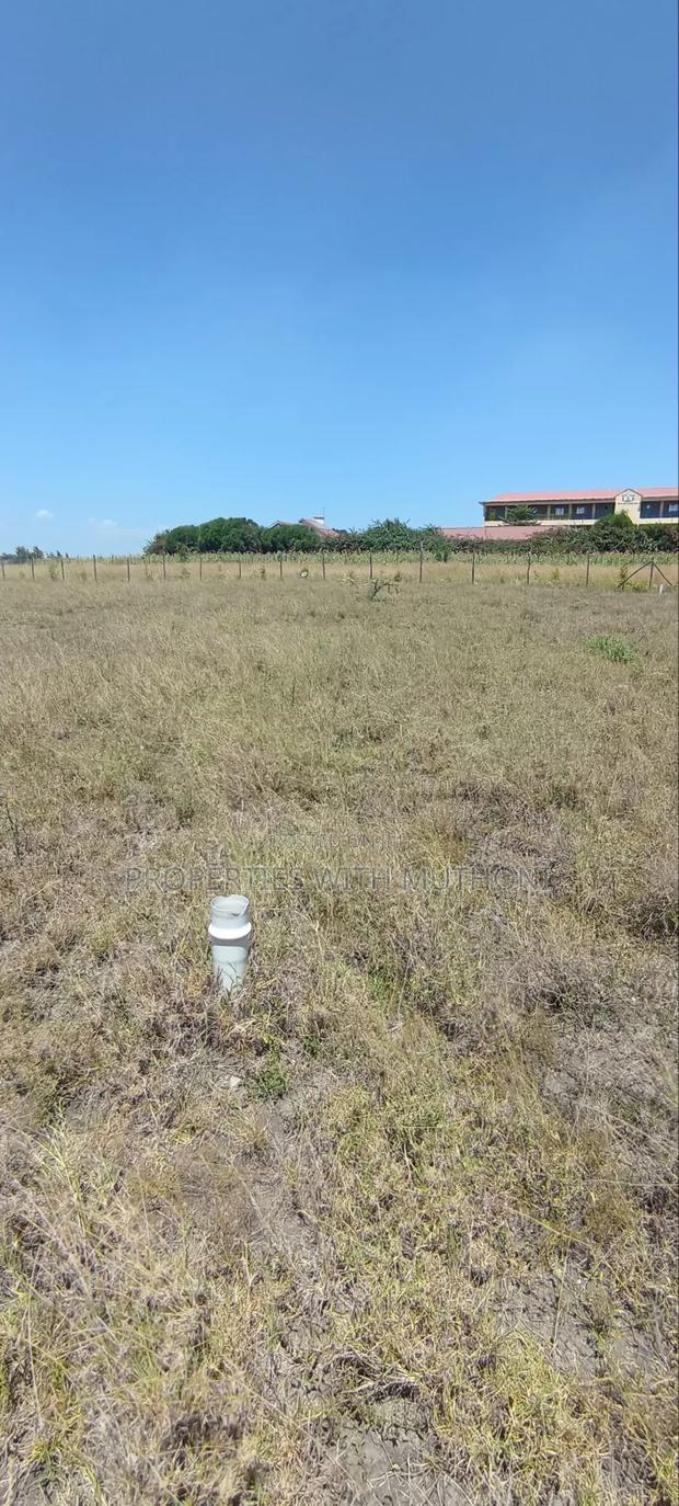 50×100 Plots for Sale in Kisaju.