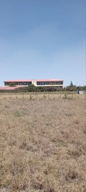 50×100 Plots for Sale in Kisaju.