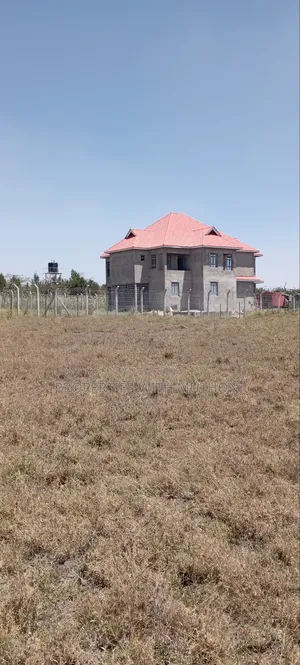 50×100 Plots for Sale in Kisaju.