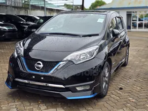 Nissan Note 1.2 Hybrid 2018 Black