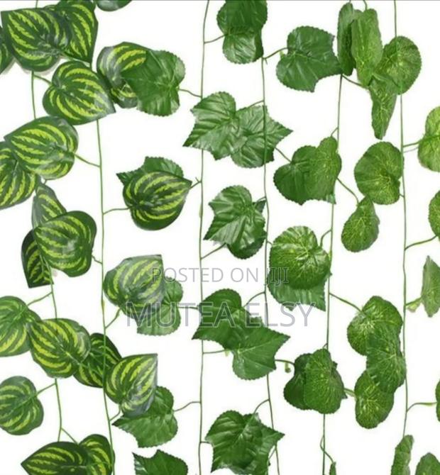 Green Artificial Grass Leaves - main view