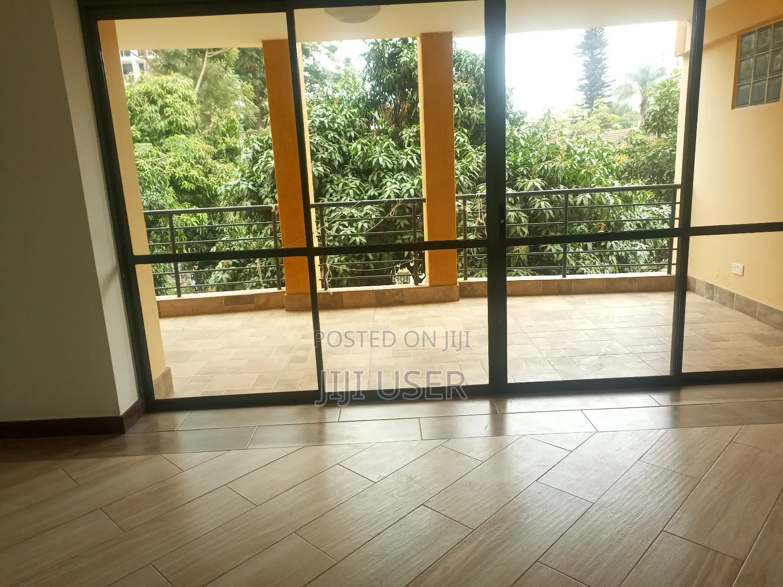 3bdrm Apartment in Parklands for rent