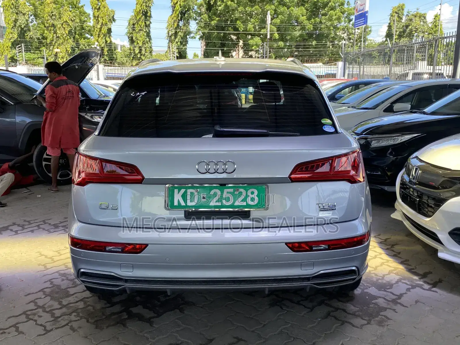 Audi Q5 2018 Silver