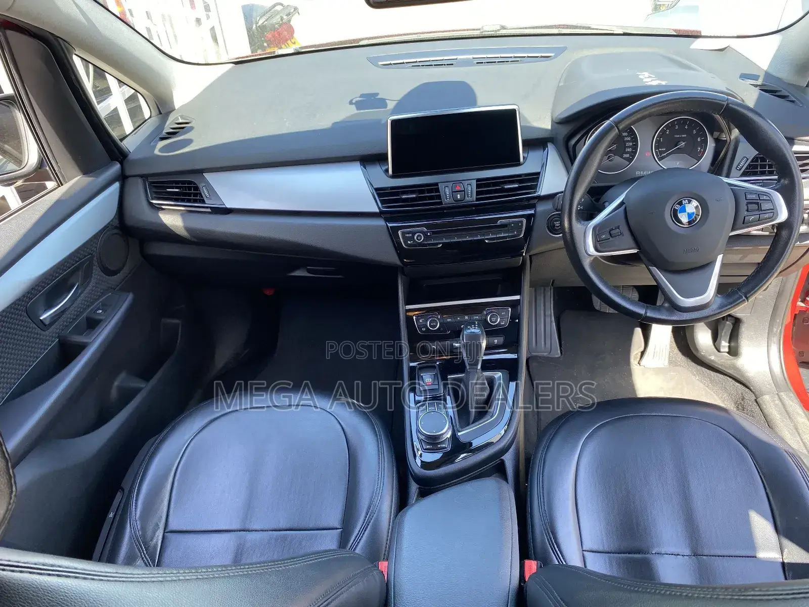 BMW 218i 2018 Red