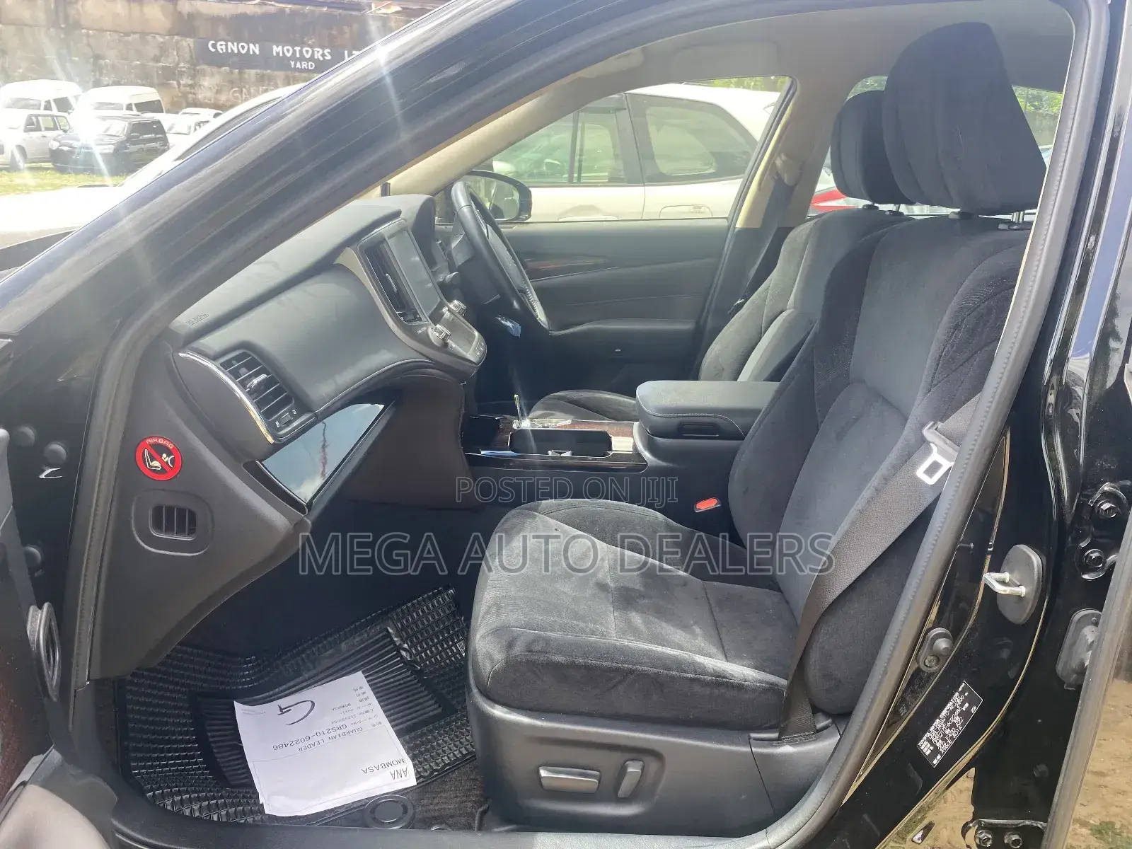 Toyota Crown 2018 Black
