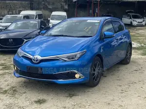 Toyota Auris 2018 Blue