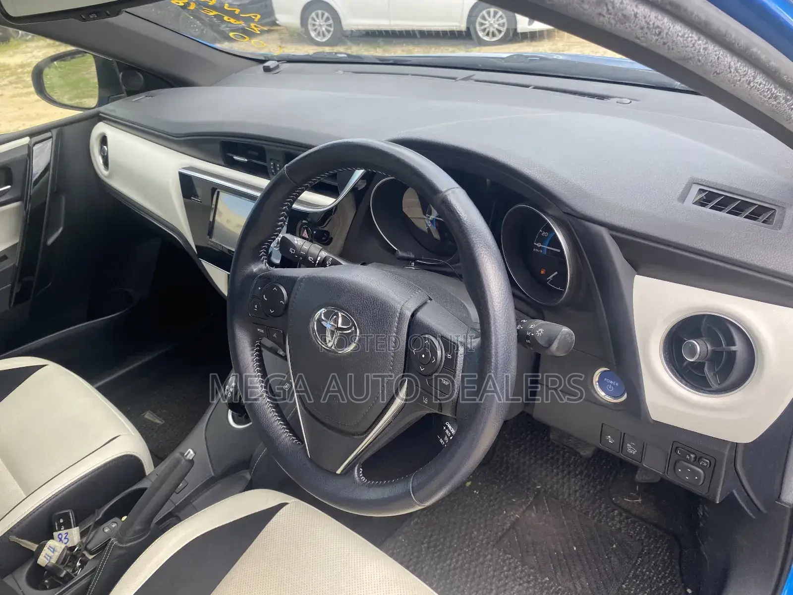 Toyota Auris 2018 Blue