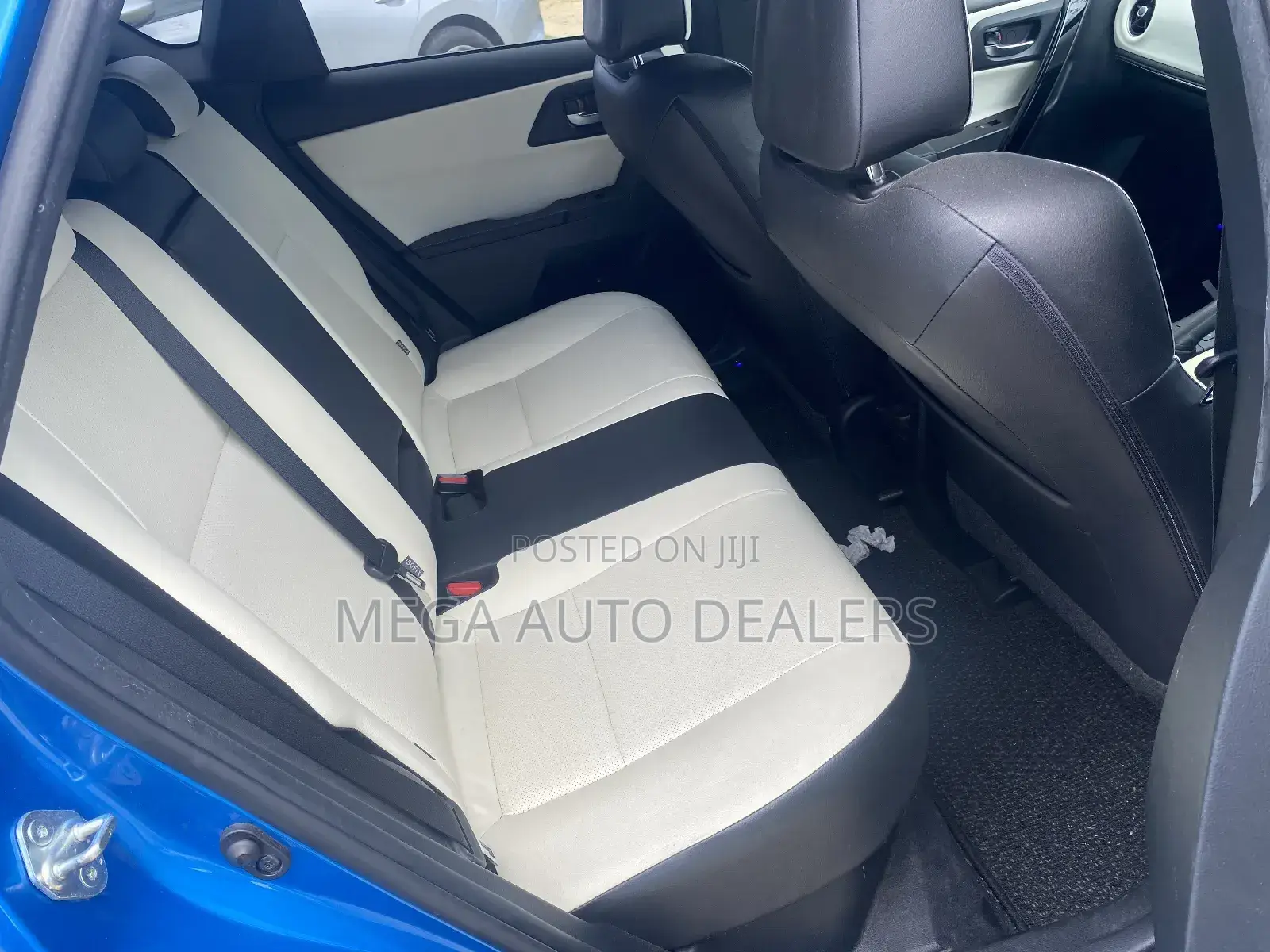 Toyota Auris 2018 Blue