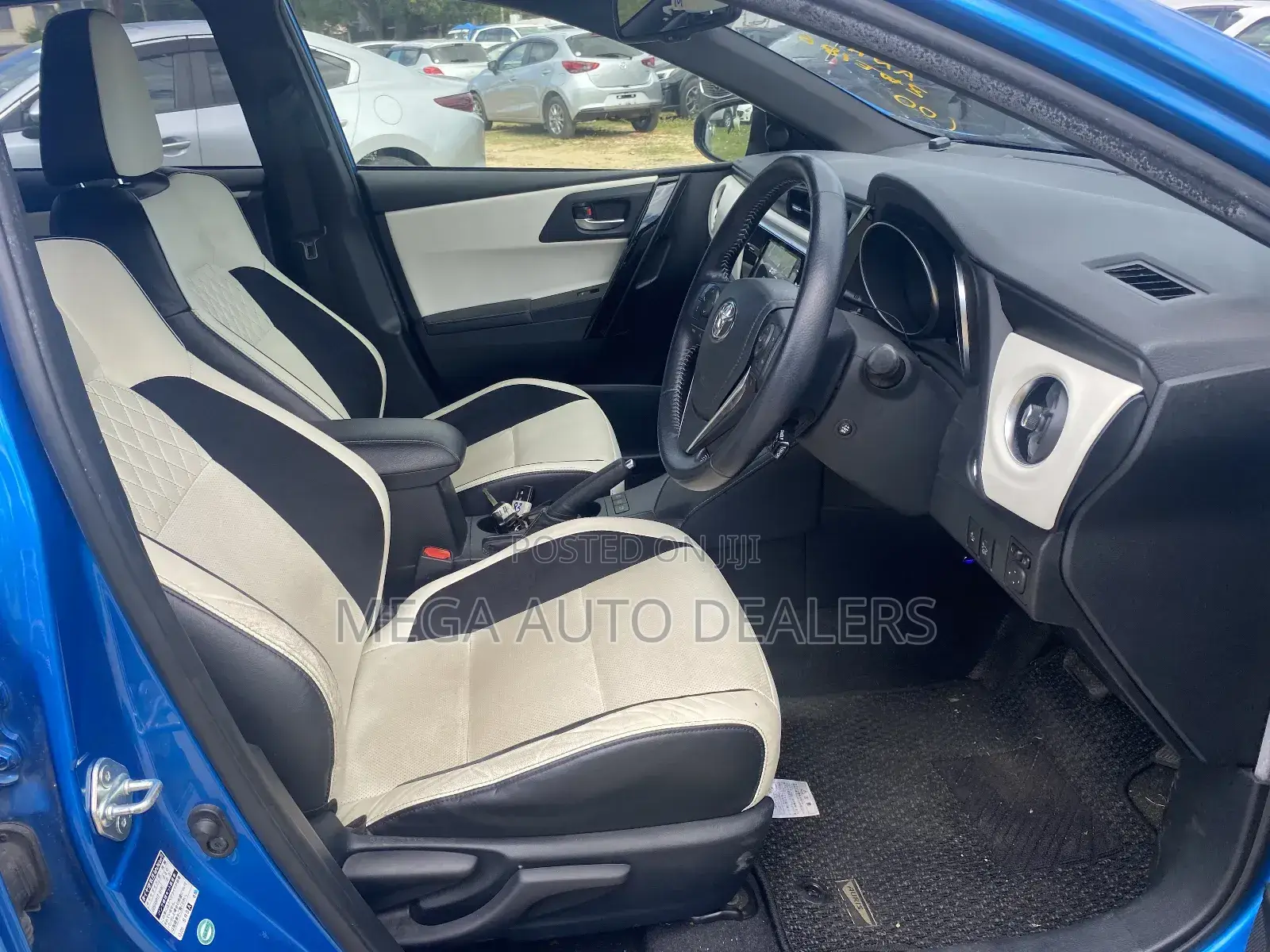 Toyota Auris 2018 Blue