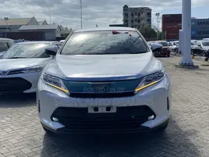 Toyota Harrier 2018 White