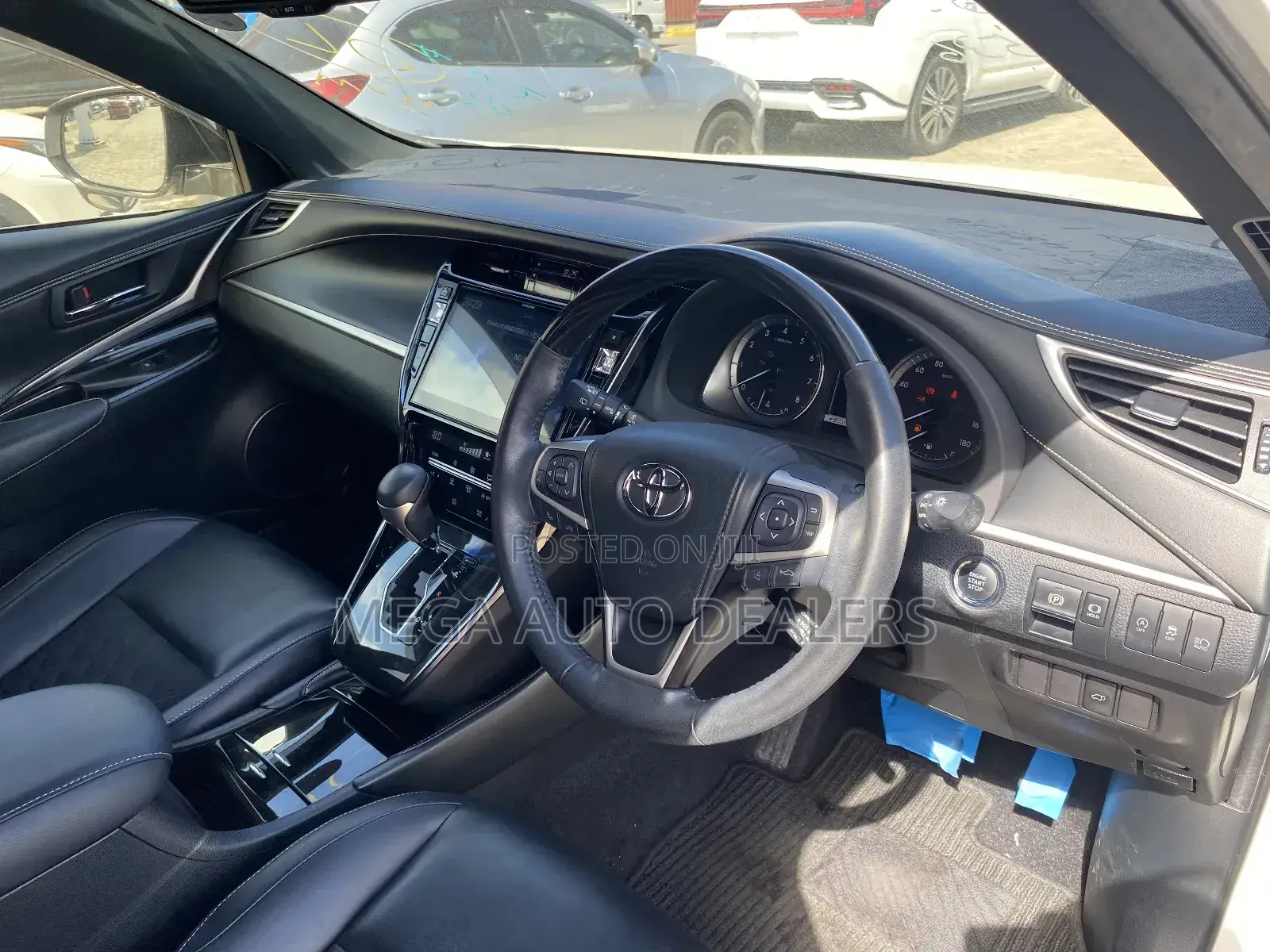Toyota Harrier 2018 White