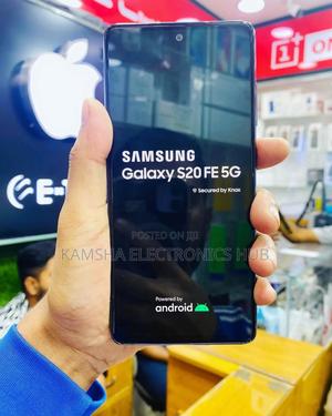 Samsung Galaxy S20 FE 128 GB Blue - thumbnail 2