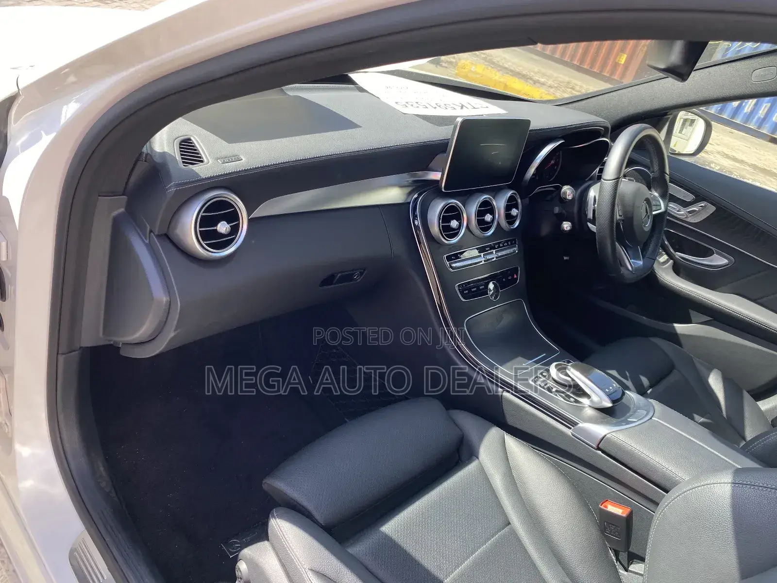 Mercedes-Benz C200 2018 White