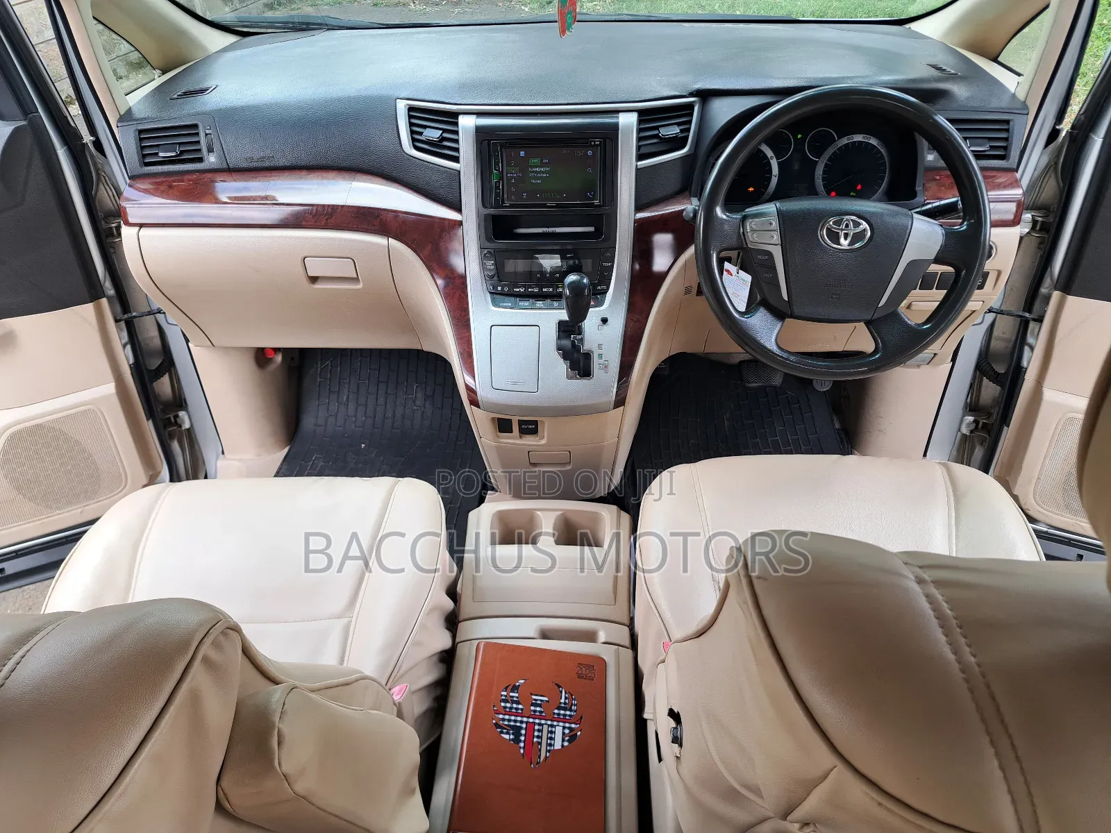Toyota Alphard 2008 Silver