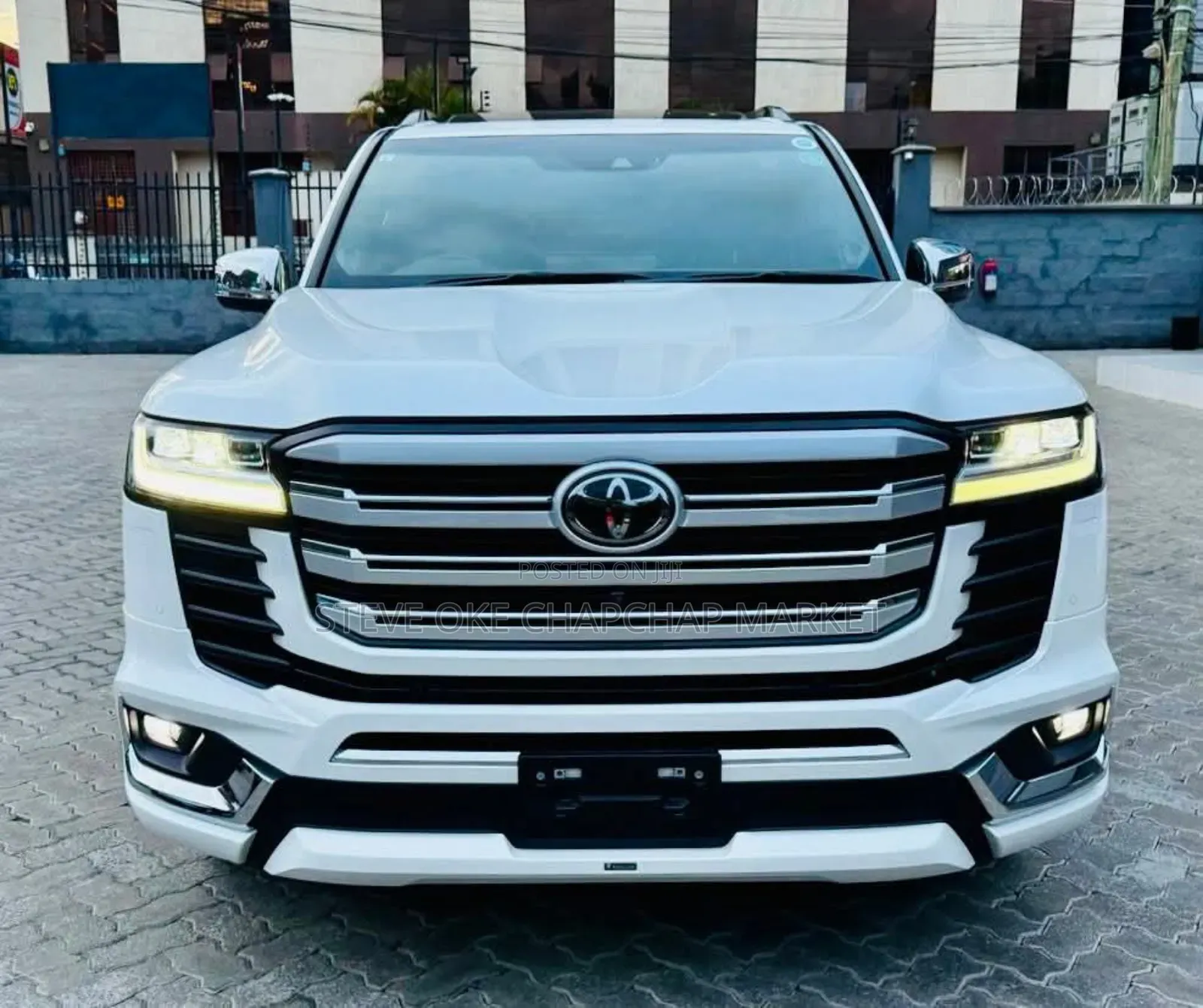 Toyota Land Cruiser 2024 Off white