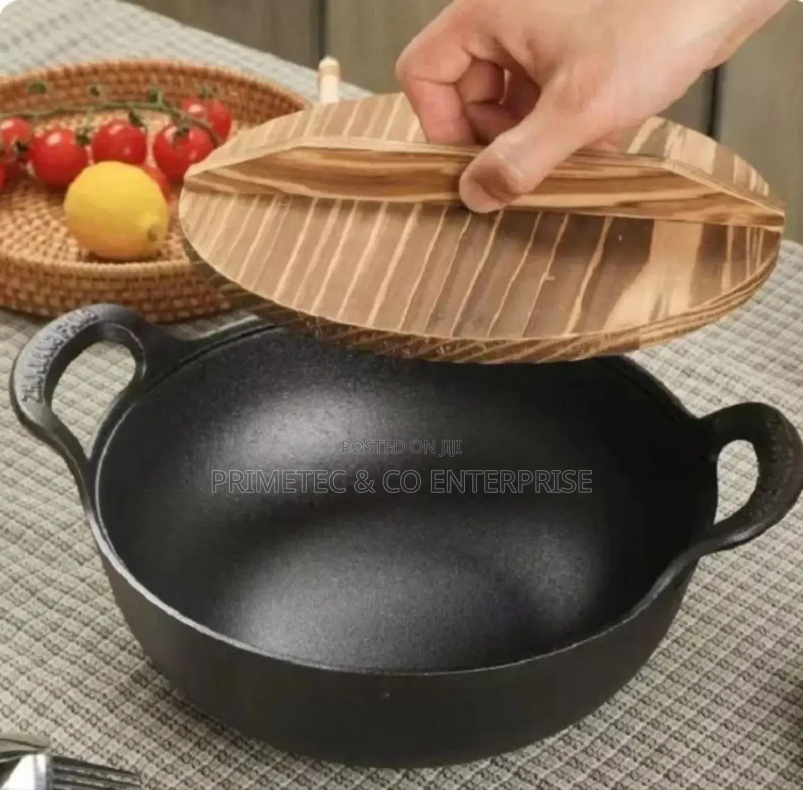 Pre-Seasoned Pure Cast Iron Flat Bottom Wok With Wooden Lid