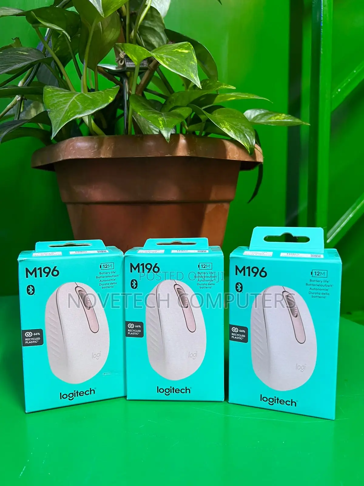 Logitech M196 Bluetooth Wireless Mouse