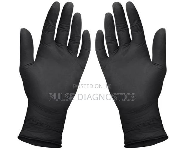Black Nitrile Examination Gloves (Powder-Free) - thumbnail 2
