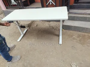 Ergonomic Height Adjustable Table