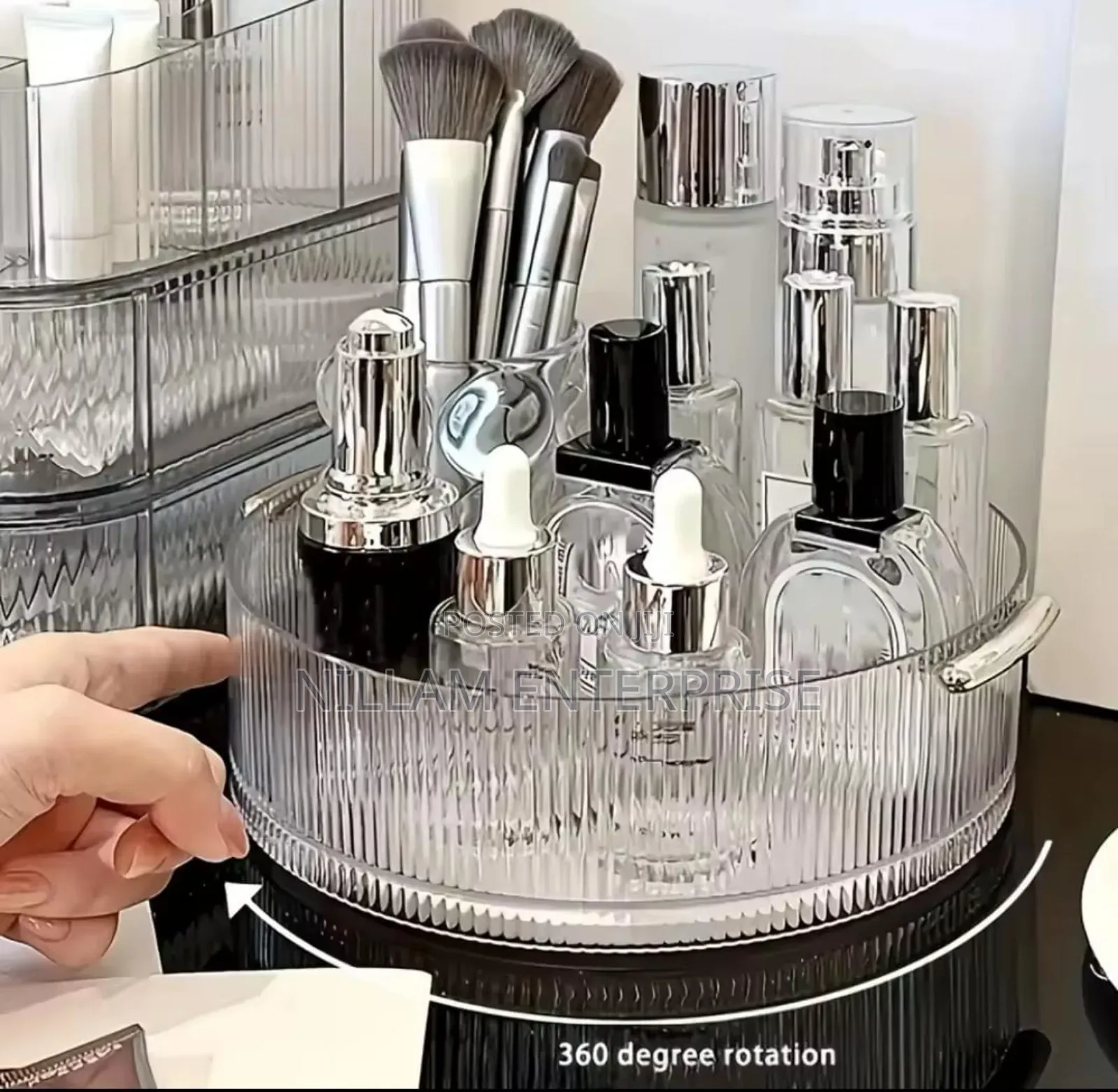 Ribbed Acrylic Lazy Susan/Cosmetic Organizer