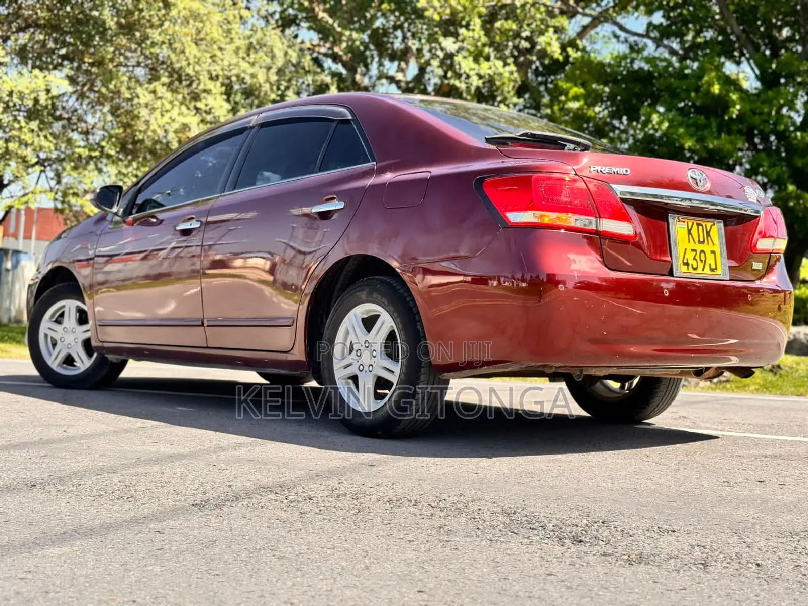 Toyota Premio 2016 Red